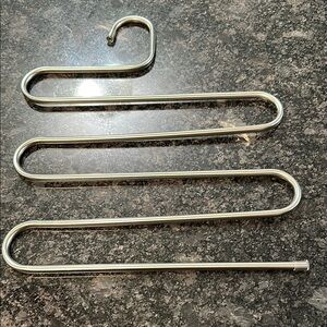 Layered Hanger Sleek Silver Metal Organizer - Leggings Jeans Skirts Scarves NWT